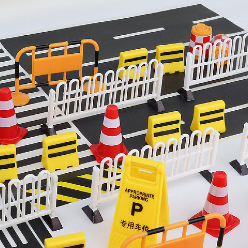 Party Games Mini - Mini Trafik Yol İşaretleri ve Yol